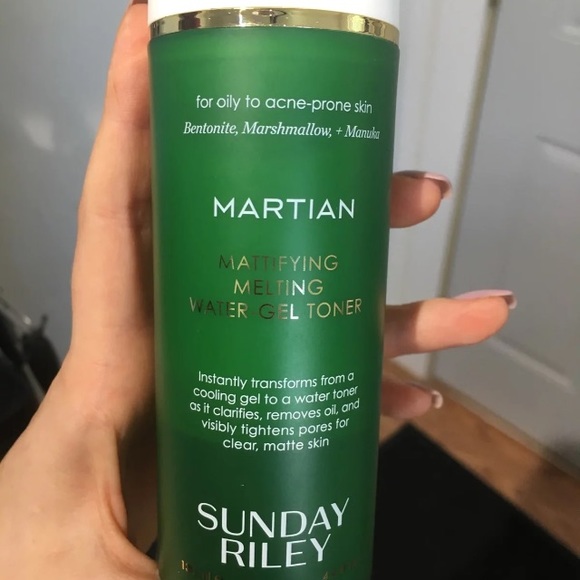 SOLD !!!!!!!! Sunday Riley Martian toner - Picture 2 of 5